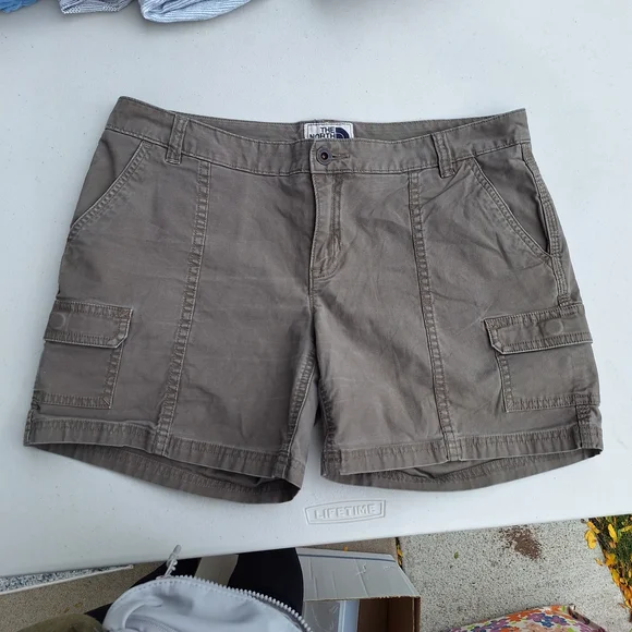 The North Face Women's Hiking Shorts - Picture 1 of 6